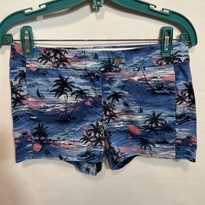 !!3 FOR $25 -- Women’s J. Crew Hawaiian Tropical Island Sunset Printed Shorts